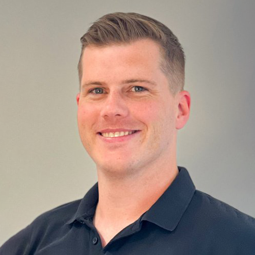 Carl Thomas, Chiropractor in Belper, Derbyshire, back pain, neck pain, headaches, migraines, sciatica, shoulder pain, click, crack, pop, chiro, help, derbyshire, ripley, duffield, heanor, alfreton, ambergate, matlock, kilburn, posture